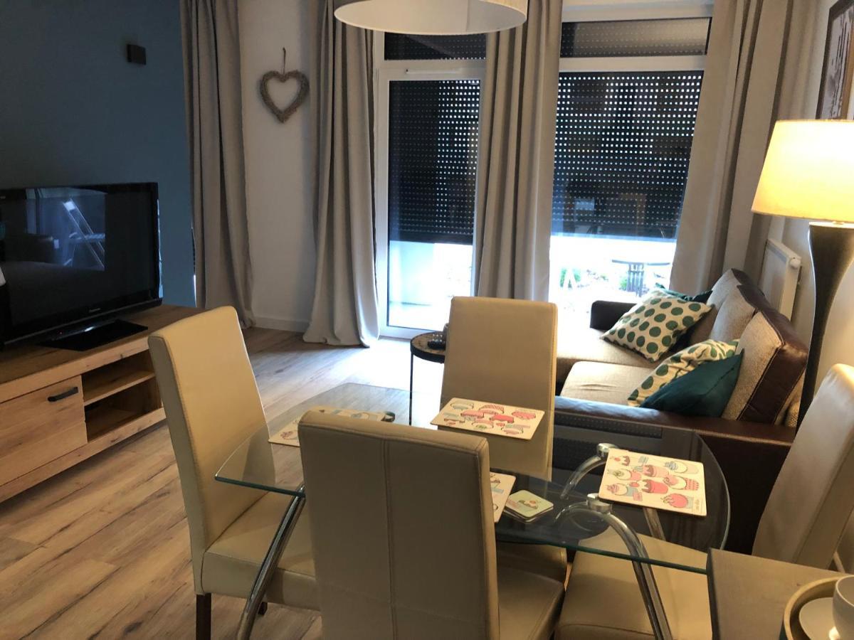 Przytulny Apartament Na Nowej Appartement Zielona Góra Buitenkant foto